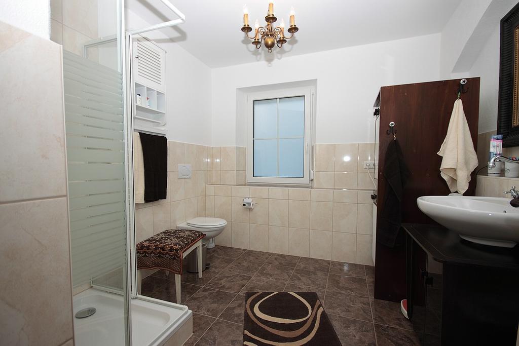 Kleines Schloesschen Apartment Leinau Exterior photo